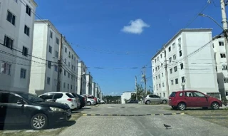 Imóvel 2551900 ['8787704746631'] - ['RUA VIVER SALVADOR,N. 461 APTO. 004 BL 14, AREIA BRANCA - CEP: 41412-265, SALVADOR - BAHIA'] ['Areia Branca'] - ['Salvador']/['BA'] - 1