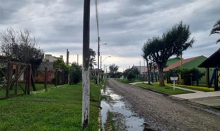 Imóvel 2731201 [''] - ['Rua Santo Angelo 1.898 (Parte do Lote 03 da Quadra 110 no setor 45). Casa'] [''] - ['Imbé']/['RS'] - 1