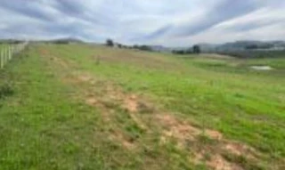 Imóvel 2898601 [''] - ['Sem denominação, S/N, Chácara das Figueiras, Zona Rural, Rosário do Sul, RS, 97590-000 Condições para pagamento: à vista 100% do pagamento na emissão do CCV (Contrato de Compra e Venda) Considerações: Sobre o valor arrematado considerar + 7.0 % de comissão do leilão e + 1.0 % de taxa de serviços Pagimovel® a serem pagos pelos compradores. Exibir mais Informações adicionais Estas considerações estabelecem as condições aplicáveis à aquisição de imóveis com o Sicoob (VENDEDO