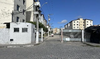 Imóvel 2220902 ['8787704350460'] - ['RUA LIBRA,N. SN APTO. 404 15, TOMBA - CEP: 44090-540, FEIRA DE SANTANA - BAHIA'] ['Tomba'] - ['Feira De Santana']/['BA'] - 1