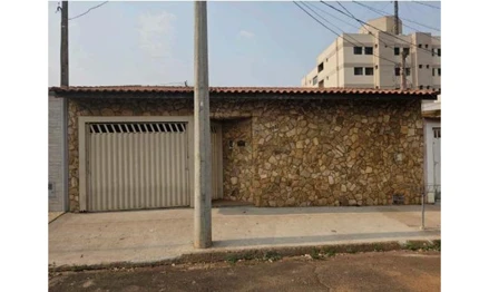 Casa em Franca, Vila Nossa Senhora Das Graças, Rua Osório Arantes, nº 450, Vila Nossa Senhora das Graças – FRANCA/SP - CEP: 14401-053, SP. Área: 142.35m2