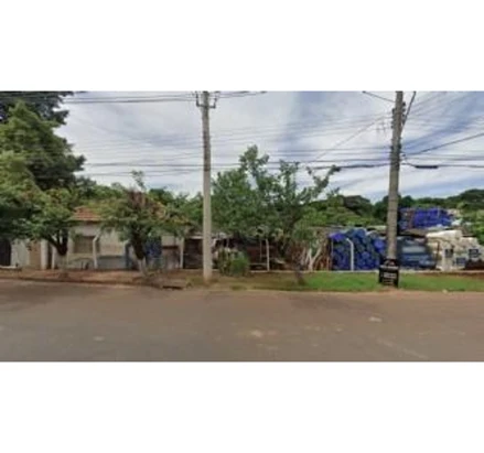 Casa em Botucatu, Vila Jahu, Av. Paula Vieira, nº 328, SP. Área: 33441.36m2