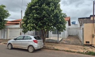 Imóvel 2720803 ['8444420663216'] - ['AVENIDA ANTONIO CARLOS MAGALHAES,N. 1177 CS 01, QD 104, LT 15, COND. RES. ACM2, JARDIM DAS ACACIAS - CEP: 47862-108, LUIS EDUARDO MAGALHAES - BAHIA'] ['Jardim das Acacias'] - ['Luís Eduardo Magalhães']/['BA'] - 1