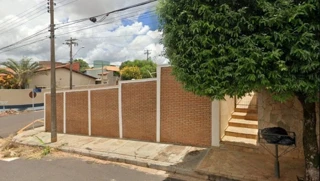Foto de Casa em Leilão em Olímpia / SP - 2923503