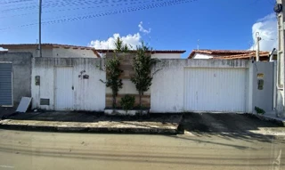 Imóvel 2413004 ['8444415493766'] - ['RUA CALABRIA,N. 206 LT 05, QD A, OURO VERDE PARK II - CEP: 45995-000, TEIXEIRA DE FREITAS - BAHIA'] [''] - ['Teixeira De Freitas']/['BA'] - 1