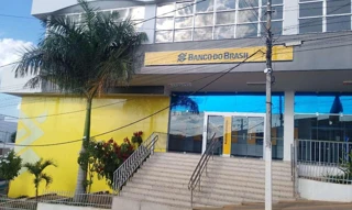Imóvel 2489604 [''] - ['Praça Governador Juracy Magalhães, 36 - Centro - Mairi/BA'] [''] - ['Mairi']/['BA'] - 1