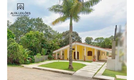 Casa em Bertioga, São Lourenço, Rua Passeio do Iguaçu, nº 329, SP. Área: 465m2
