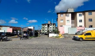 Imóvel 2366407 ['8444404688498'] - ['RUA 3,N. 230 APTO. 02 BLOCO2 LT34, OLARIA - CEP: 49092-696, ARACAJU - SERGIPE'] ['Olaria'] - ['Aracaju']/['SE'] - 1