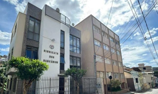 Imóvel 2839407 [''] - ['Rua Presidente Antônio Carlos, 196, Apto 402 Centro Ponte Nova MG'] ['Centro'] - ['Ponte Nova']/['MG'] - 1