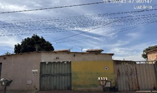 Imóvel 2494207 ['8555506638718'] - ['RUA 120 QD 173, LT 01, CASA 02, PARQUE ESTRELA DALVA IX - CEP: 72853-173, LUZIANIA - GOIAS'] ['Parque Estrela Dalva IX e X'] - ['Luziânia']/['GO'] - 1