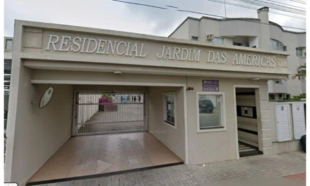 Apartamento em Bombinhas, Bombas, Rua Pavão, n 158, SC. Área: 85.63m2