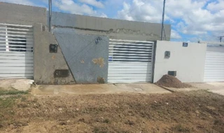 Imóvel 2437408 ['8444427589429'] - ['RUA D,N. SN QD 21 LT 62-B, COMPLEXO JARDIM - CEP: 49160-000, NOSSA SENHORA DO SOCORRO - SERGIPE'] ['Sobrado'] - ['Nossa Senhora Do Socorro']/['SE'] - 1
