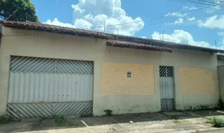 Imóvel 2153508 ['8555517656763'] - ['TRAVESSA LUIZ SAMPAIO HUGHES,N. 53 CS 53, TRIANGULO - CEP: 68790-000, SANTA ISABEL DO PARA - PARA'] ['Jardim das Acacias'] - ['Santa Izabel Do Pará']/['PA'] - 1