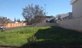 Imóvel 2855708 [''] - ['ALAMEDA DAS CASTANHEIRAS, ESQUINA COM ALAMEDA DOS MANACÁS (LOTE Nº 15 DA QUADRA F.), S/N, LOTEAMENTO RESIDENCIAL PROVENCE'] ['Res. Provence'] - ['Assis']/['SP'] - 1