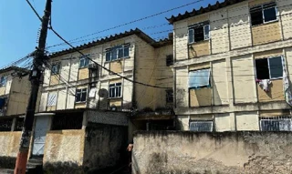 Imóvel 1736209 ['8444420374389'] - ['AVENIDA ST MANOEL HENRIQUE DA CUNHA RABELLO,N. 180 APTO. 301 LT 05, QD 125, SAO VICENTE - CEP: 26178-460, BELFORD ROXO - RIO DE JANEIRO'] ['Parque Sao Vicente'] - ['Belford Roxo']/['RJ'] - 1