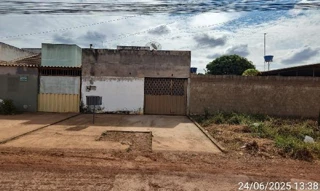 Imóvel 2395210 ['8444421677822'] - ['AVENIDA XI,N. S/N CASA 01, LT 03 - QD 211, PARQUE ALVORADA II - CEP: 72837-020, LUZIANIA - GOIAS'] ['Parque Alvorada II'] - ['Luziânia']/['GO'] - 1