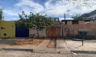Imóvel 2464710 ['8444413689949'] - ['AV. DR JORGE LAGE MOURA,N. S/N CASA B, LOTE 18, QD 29, JARDIM DO INGA GLEBA B - CEP: 72851-000, LUZIANIA - GOIAS'] [''] - ['Luziânia']/['GO'] - 1