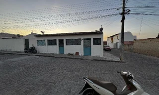 Imóvel 2394610 ['8444409885763'] - ['RUA COITE DO NOIA,N. 24, NOSSA SENHORA DA SAUDE - CEP: 57460-047, PIRANHAS - ALAGOAS'] [''] - ['Piranhas']/['AL'] - 1
