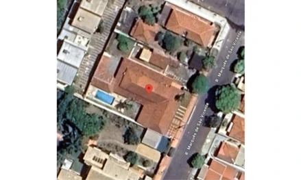 Casa em Marília, Jardim Maria Izabel, Rua Marquês de São Vicente, 485, SP. Área: 400m2