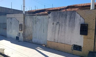 Imóvel 3097111 ['1444422041087'] - ['RUA IMBITUVA ANTIGA RUA IBITUVA,N. 66, MANGABEIRA - CEP: 44056-466, FEIRA DE SANTANA - BAHIA'] ['Mangabeira'] - ['Feira De Santana']/['BA'] - 1