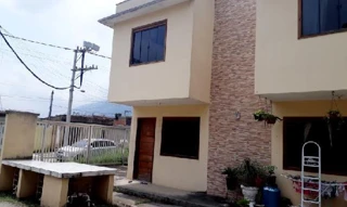 Imóvel 1622411 ['8444411851897'] - ['RUA PETROLINA,N. 396 CS 01, LT 28, QD 72, CABUCU - CEP: 26291-407, NOVA IGUACU - RIO DE JANEIRO'] ['Cabuçu'] - ['Nova Iguaçu']/['RJ'] - 1