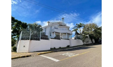 Casa em Sapucaia do Sul, São José, Rua Jacarandá, 379, RS. Área: 1030m2 - imagem 0
