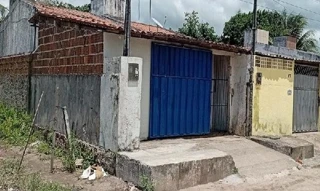 Imóvel 2992712 ['8444404115811'] - ['RUA PROJETADA,N. 81-A, EYTEL SANTIAGO - CEP: 58300-000, SANTA RITA - PARAIBA'] ['Várzea Nova'] - ['Santa Rita']/['PB'] - 1