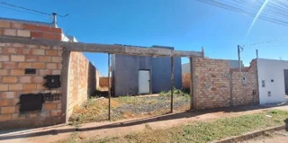 Imóvel 2493912 ['8444426222386'] - ['RUA ROBERTO CHAVES MENDES,N. 380 0, Q136, LOTEAMENTO ILHA BELA - CEP: 38052-240, UBERABA - MINAS GERAIS'] [''] - ['Uberaba']/['MG'] - 1