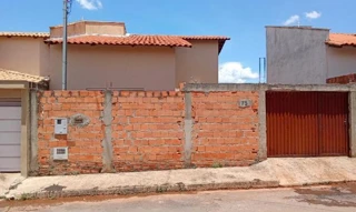 Imóvel 2636912 ['8444423129040'] - ['RUA NOEMES MARTINS FERREIRA,N. SN LT 06 QD 12, SAGRADA FAMILIA - CEP: 38616-797, UNAI - MINAS GERAIS'] [''] - ['Unaí']/['MG'] - 1