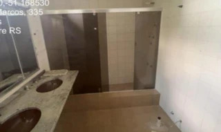Foto de Casa em Leilão em Porto Alegre / RS - 2961812
