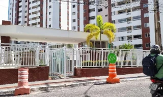 Imóvel 3049413 ['1444409717374'] - ['RUA TRES,N. 123 APTO. 303, JABOTIANA - CEP: 49095-806, ARACAJU - SERGIPE'] ['Jabotiana'] - ['Aracaju']/['SE'] - 1