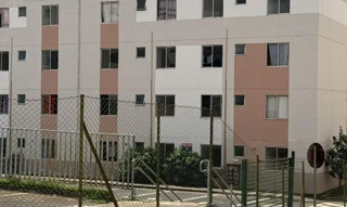 Imóvel 2360113 ['8787708229526'] - ['RUA RP7,N. SN APTO. 104 BL F, QD 04, LT 01, LOTEAMENTO RAQUEL PIMENTEL - CEP: 72800-510, LUZIANIA - GOIAS'] ['Centro'] - ['Luziânia']/['GO'] - 1