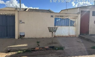 Imóvel 2533613 ['8444421660156'] - ['QUADRA 390,N. SN CASA 02 LOTE 16 RUA 148, PARQUE ESTRELA DALVA IX - CEP: 72853-390, LUZIANIA - GOIAS'] ['Parque Estrela Dalva IX e X'] - ['Luziânia']/['GO'] - 1