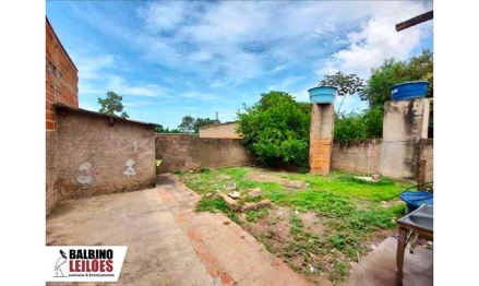 Casa em Cuiabá, Jardim Industriário I, Rua Quinze, Jardim Industriário I, Cuiabá, MT, MT. Área: 91m2