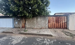 Imóvel 2992914 ['8444417291249'] - ['RUA MANUEL CABRAL GOMIDE,N. 221 QD 104 LOT VILA GOIAS PARTE ALTA, FATIMA - CEP: 38442-230, ARAGUARI - MINAS GERAIS'] ['Goiás (Parte Alta)'] - ['Araguari']/['MG'] - 1