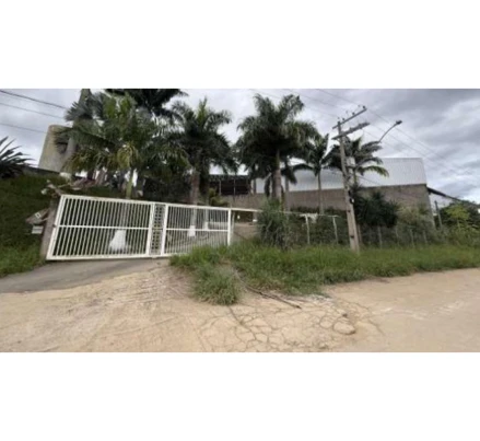 Terreno em Muriaé, Distrito Industrial, Rua Mário de Oliveira Carvalho, 170, MG. Área: 1572.94m2