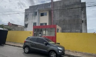 Imóvel 2394615 ['8444408288907'] - ['RUA ROSALVA LESSA CABRAL,N. 405 APTO. 006, FEITOSA - CEP: 57042-535, MACEIO - ALAGOAS'] ['Feitosa'] - ['Maceió']/['AL'] - 1