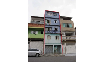 Casa em Barueri, Parque Dos Camargos, Rua Gisele, 260 - Parque dos Camargos, SP. Área: 413.57m2