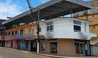 Imóvel 2862615 [''] - ['Rua Monteiro de Souza, 570, esq. c/ a Rua Benjamin Constant, Centro - Tefé/AM'] ['CENTRO'] - ['Tefé']/['AM'] - 1
