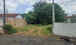 Imóvel 2695115 [''] - ['Rua Laura Campos Camargo, S/N, Vila Xavier, Araraquara, SP, 14810-145, , Araraquara/SP'] [''] - ['Araraquara']/['SP'] - 1