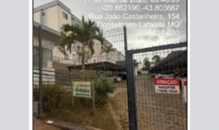 Foto de Apartamento em Leilão em Conselheiro Lafaiete / MG - 2965116