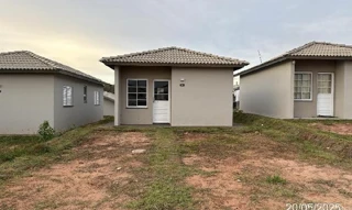 Imóvel 2423316 ['8787716864774'] - ['RUA LYGIA FAGUNDES TELLES,N. SN LT 20 QD 13, BEM VIVER CIANORTE - CEP: 87200-000, CIANORTE - PARANA'] [''] - ['Cianorte']/['PR'] - 1
