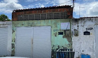 Imóvel 2481216 ['8444408141426'] - ['RUA FLOR SAUDADE,N. 326 B, LAMEIRAO - CEP: 61946-430, MARANGUAPE - CEARA'] ['Lameirão'] - ['Maranguape']/['CE'] - 1