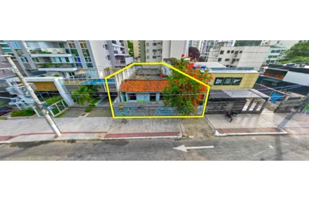 Casa em Vitória, Bela Vista, Avenida Nossa Senhora da Penha, 43, ES. Área: 264m2