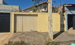 Imóvel 3093817 ['8444410821218'] - ['RUA J,N. 200 QD B LT 11 VILA ANÁLIA LOPES PROLONG III, VILA ANALIA - CEP: 39402-876, MONTES CLAROS - MINAS GERAIS'] ['Vila Campos'] - ['Montes Claros']/['MG'] - 1
