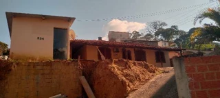 Imóvel 2402617 ['1444418042228'] - ['RUA FRANCISCO,N. 234, JAGUARA - CEP: 25780-000, SAO JOSE DO VALE DO RIO PRETO - RIO DE JANEIRO'] ['Jaguará'] - ['São José Do Vale Do Rio Preto']/['RJ'] - 1