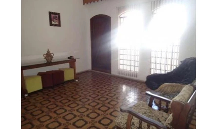 Casa em Marília, Jardim Marajá, Rua Traíras, nº 39, SP. Área: 1200m2