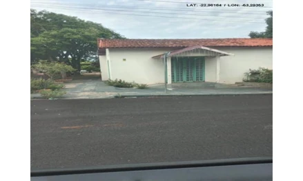 Casa em Santa Cruz de Monte Castelo, Centro, Rua Venezuela, 307, Centro, Santa Cruz de Monte Castelo, PR, 87920-000, PR. Área: nullm2