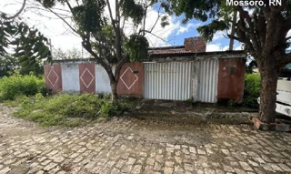 Imóvel 2892818 ['8444402295758'] - ['RUA CRUZETA,N. 156 QUADRA 37, LOTE 468, ITAPETINGA - CEP: 59643-268, MOSSORO - RIO GRANDE DO NORTE'] ['Itapetinga'] - ['Mossoró']/['RN'] - 1