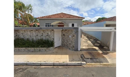 Casa em Pirangi, Centro, Rua Prudente de Morais, 1126, SP. Área: nullm2